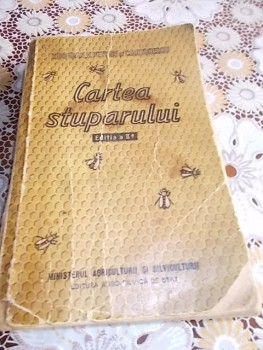 cartea stuparului 002.JPG