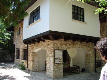 casa gradinarului.jpg